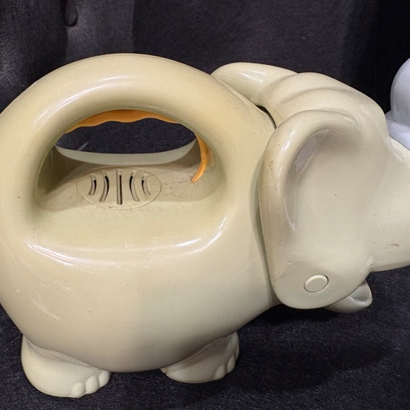 Little Tikes Elephant Glow & Speak Flashlight Animal Works - Picture 5 of 7